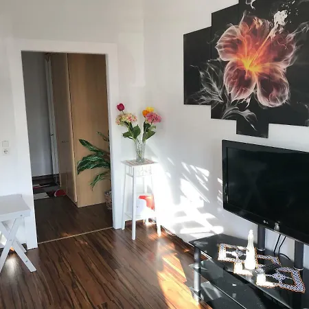 Juna Apartment *